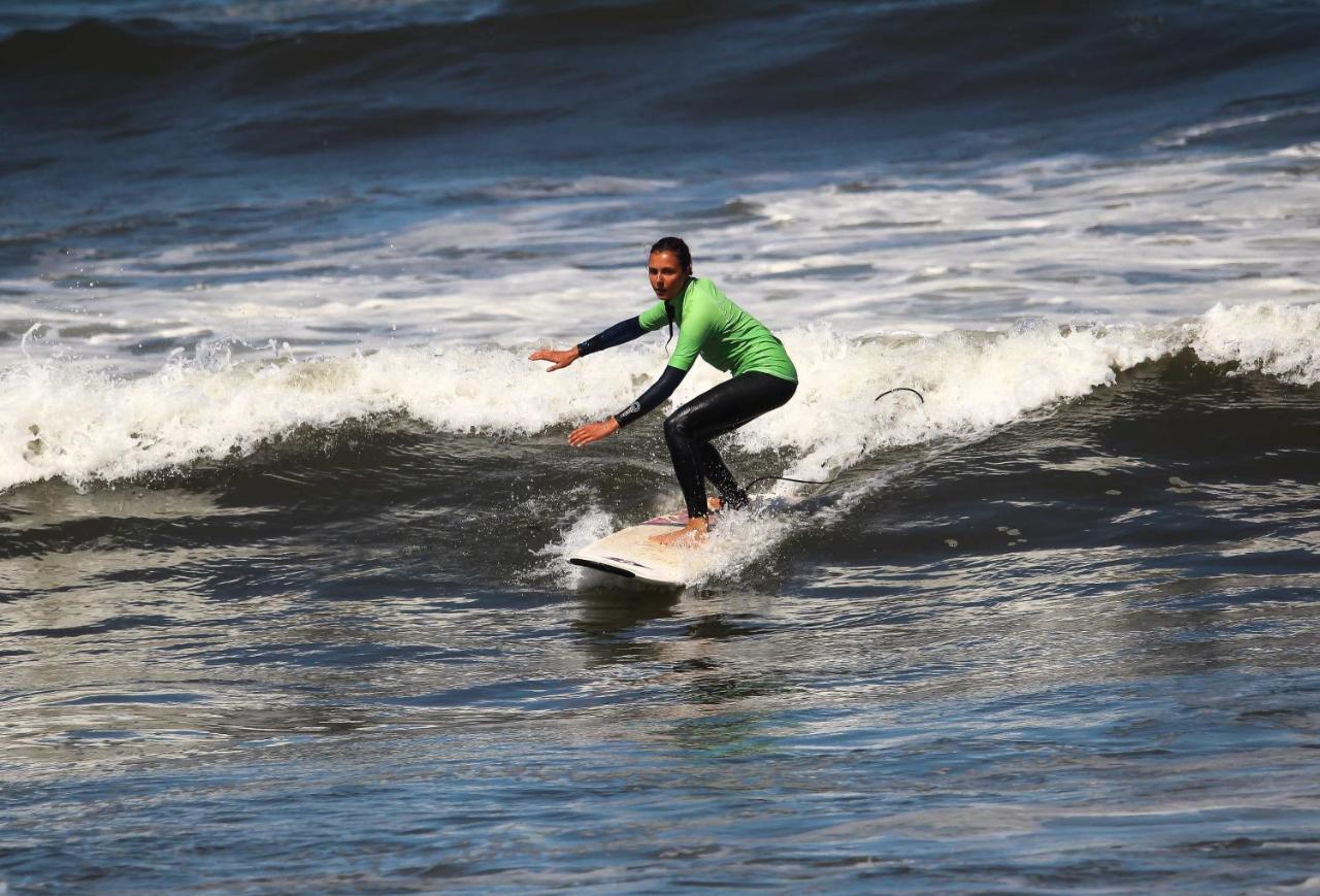 Surfivor Surf Camp Hotel Esmoriz Esterno foto